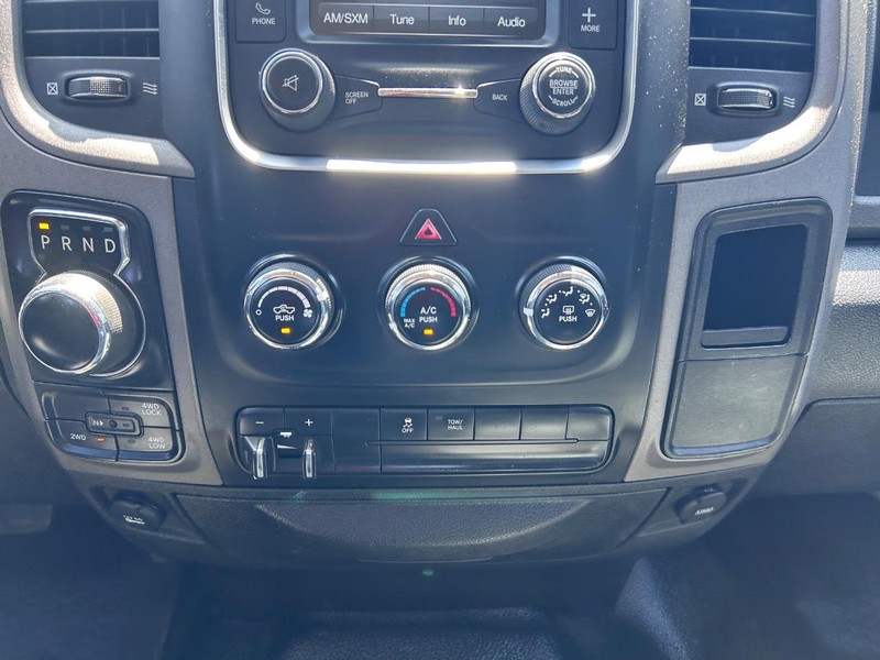 Ram 1500 Classic Vehicle Image 13