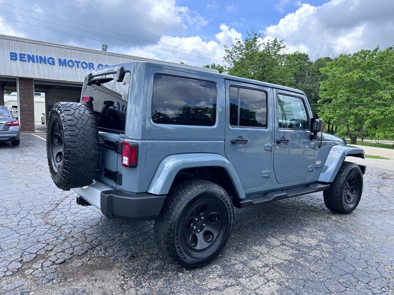 Jeep Wrangler Vehicle Image 03