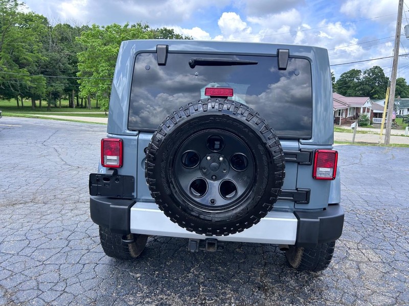 Jeep Wrangler Vehicle Image 04