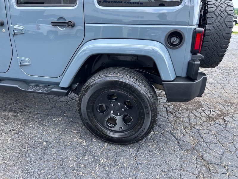 Jeep Wrangler Vehicle Image 05