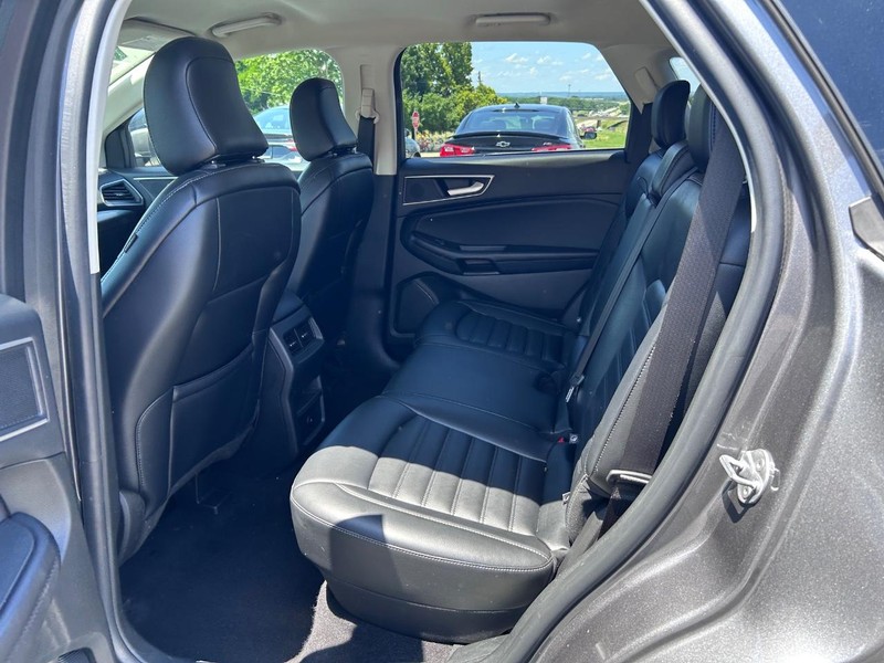 Ford Edge Vehicle Image 07