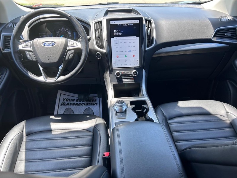 Ford Edge Vehicle Image 08