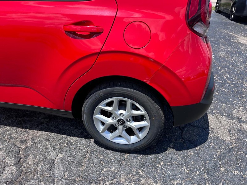 Kia Soul Vehicle Image 06