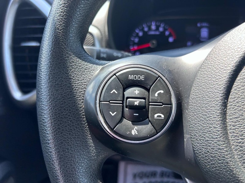 Kia Soul Vehicle Image 10
