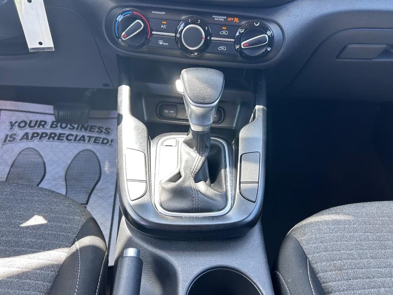 Kia Soul Vehicle Image 14