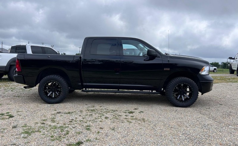 Ram 1500 Classic Vehicle Image 02