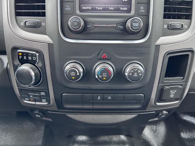 Ram 1500 Classic Vehicle Image 13