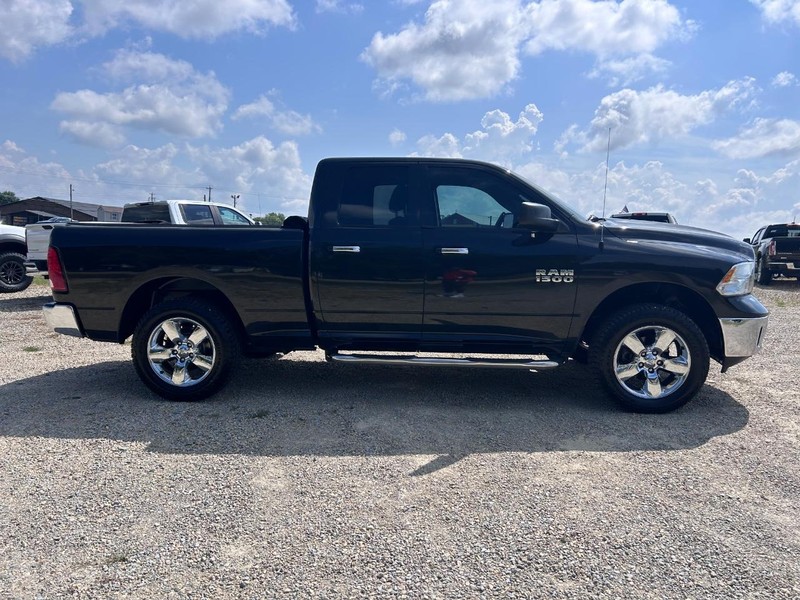Ram 1500 Vehicle Image 02