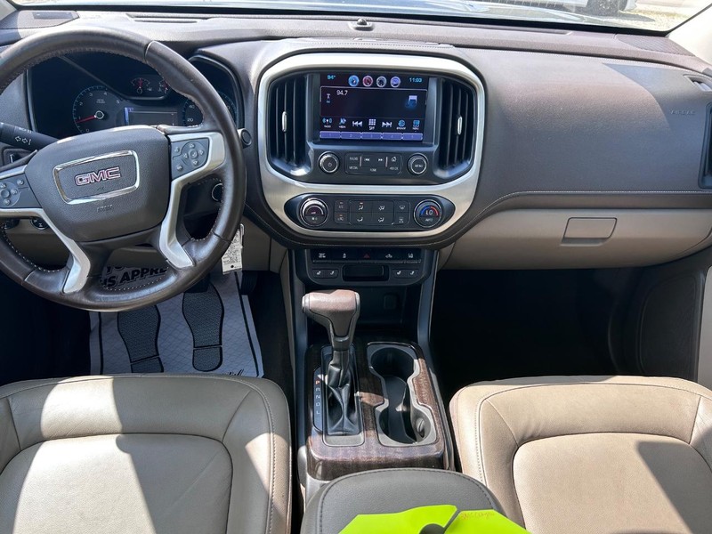 GMC Canyon Vehicle Image 08