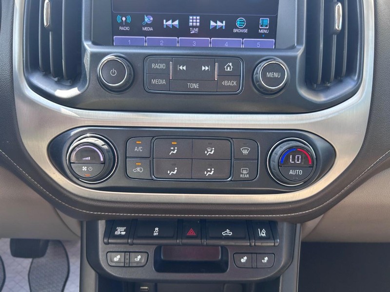 GMC Canyon Vehicle Image 13