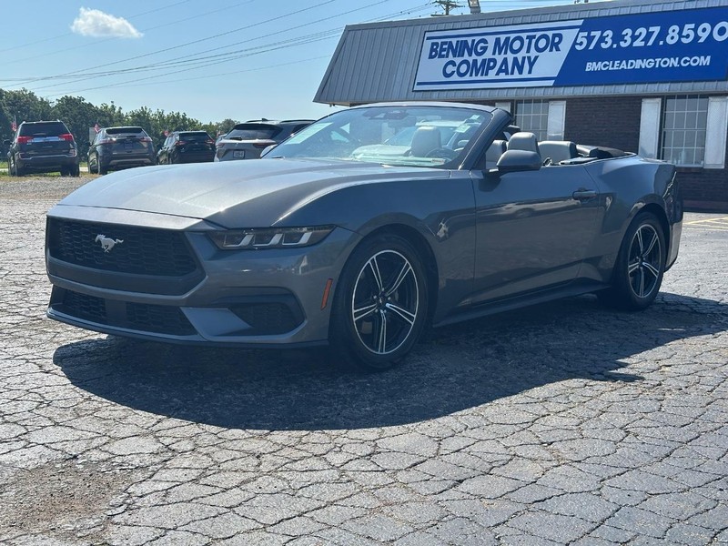 Ford Mustang Vehicle Image 06