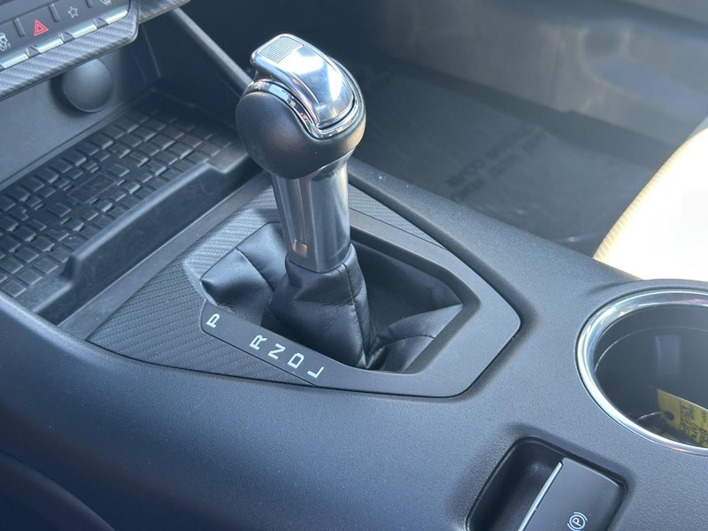 Ford Mustang Vehicle Image 21