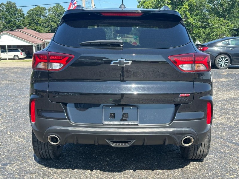 Chevrolet TrailBlazer Vehicle Image 04