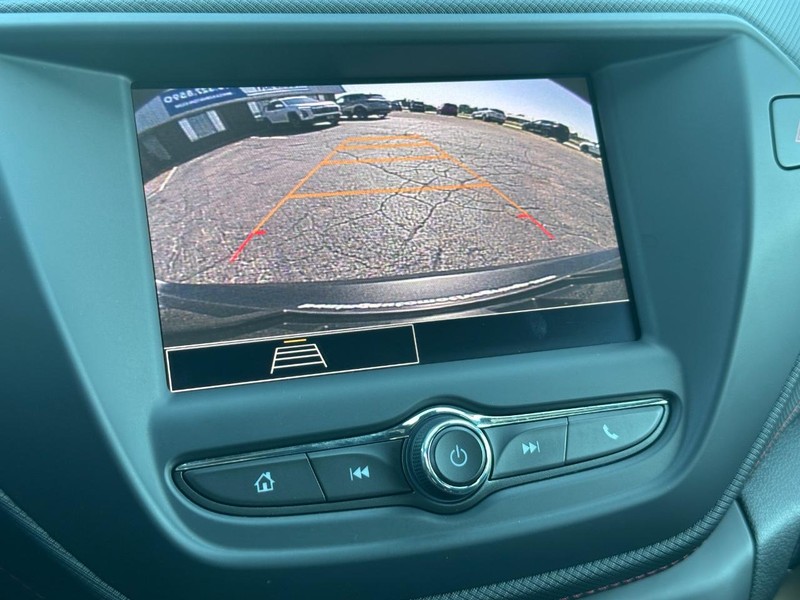 Chevrolet TrailBlazer Vehicle Image 17