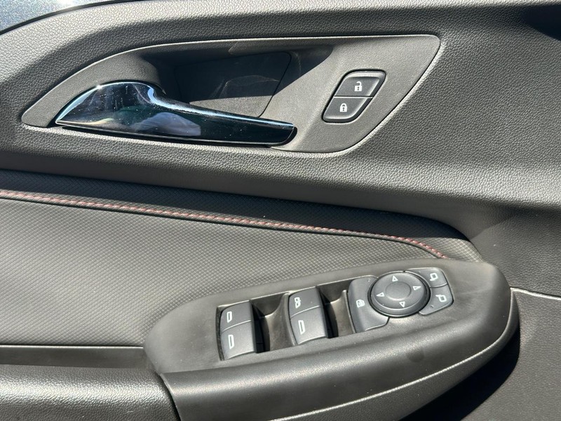 Chevrolet TrailBlazer Vehicle Image 23