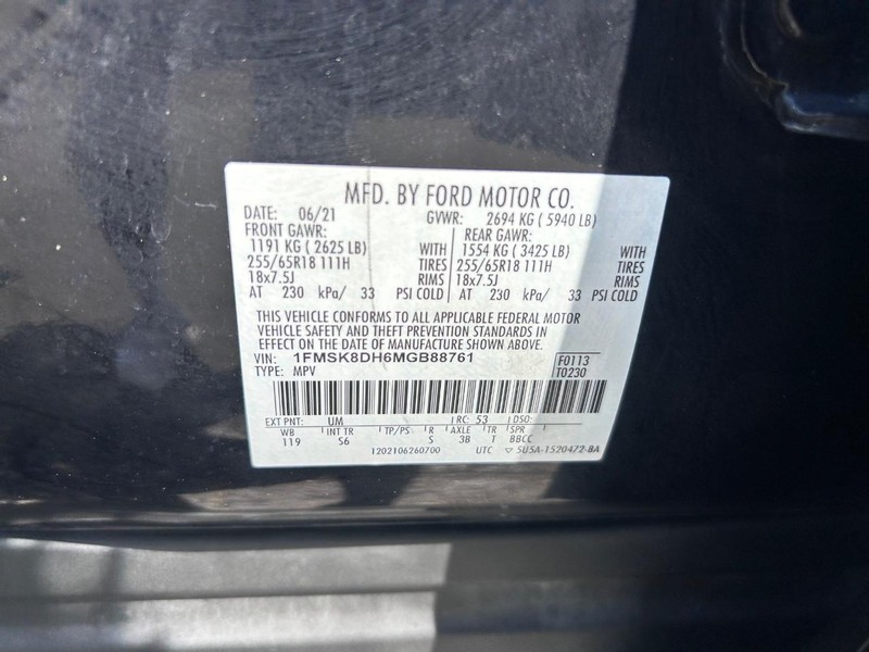 Ford Explorer Vehicle Image 23