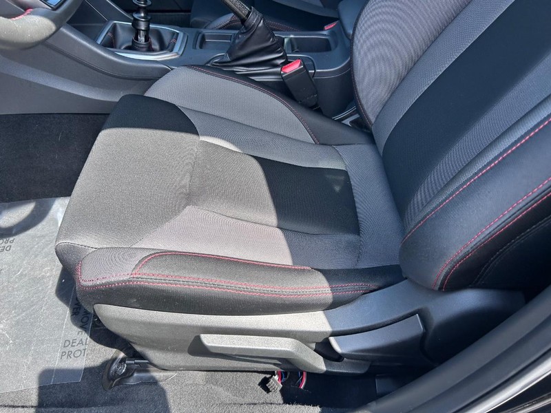 Subaru WRX Vehicle Image 17