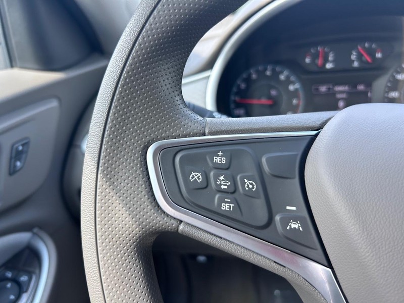 Chevrolet Malibu Vehicle Image 10