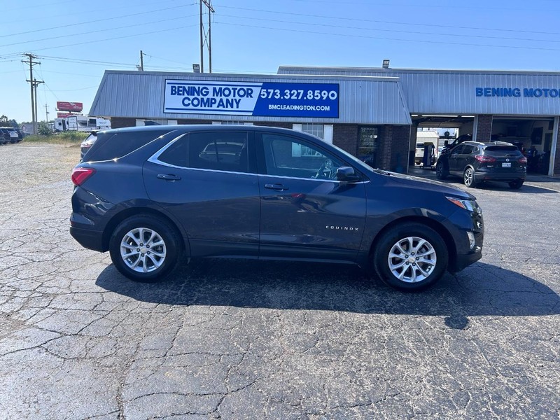 Chevrolet Equinox Vehicle Image 02