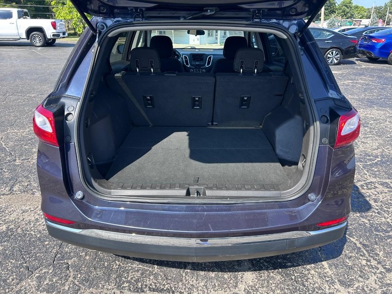Chevrolet Equinox Vehicle Image 05