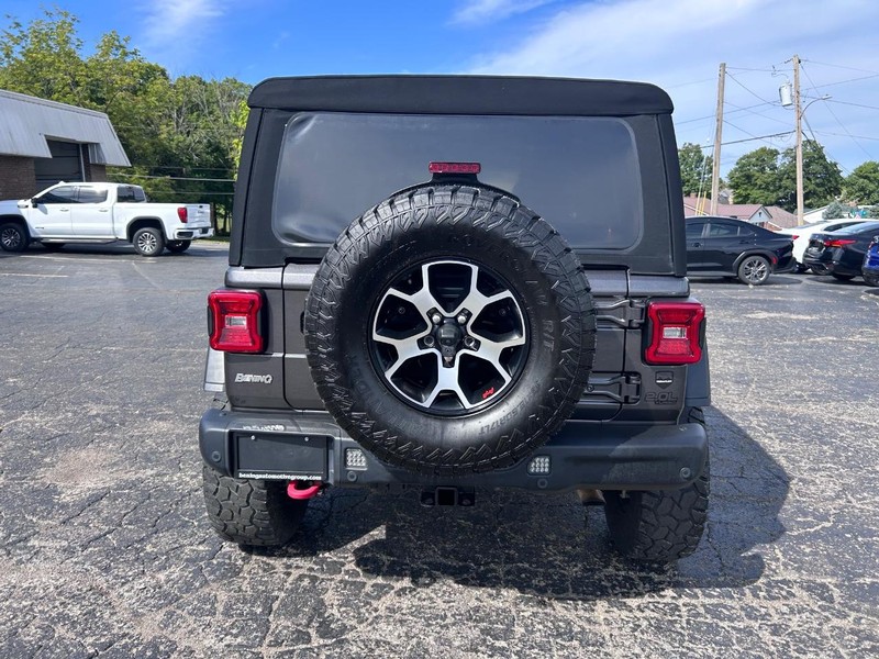 Jeep Wrangler Vehicle Image 04
