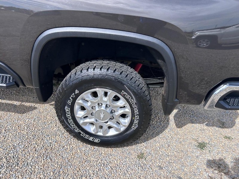 Chevrolet Silverado 2500HD Vehicle Image 06