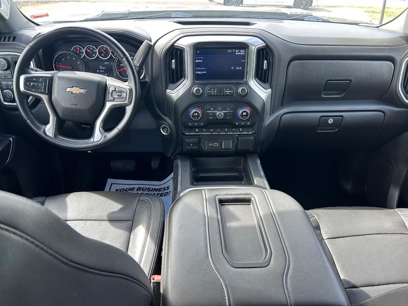 Chevrolet Silverado 2500HD Vehicle Image 08