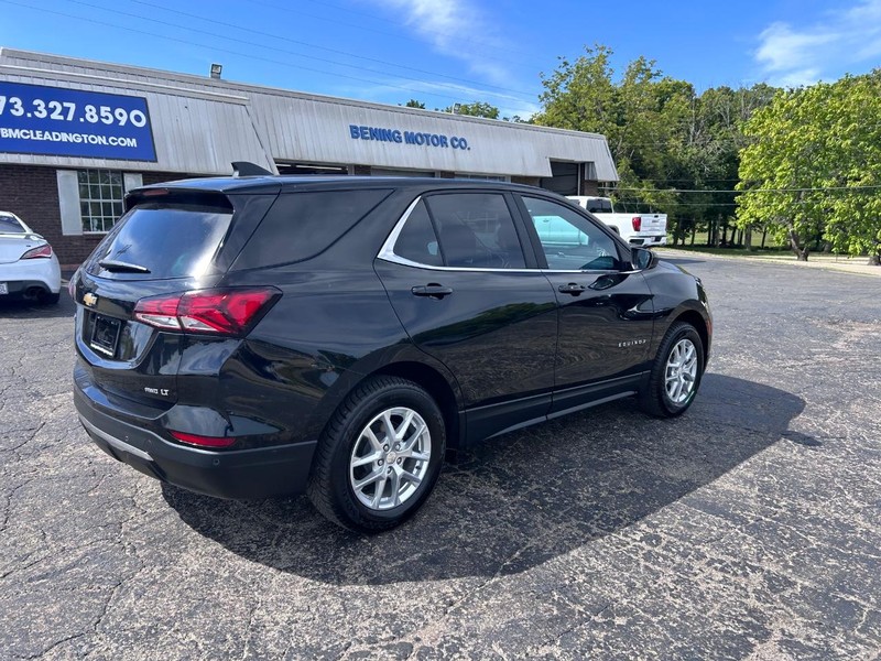 Chevrolet Equinox Vehicle Image 03