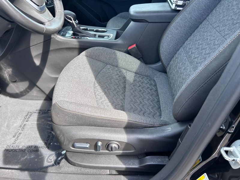 Chevrolet Equinox Vehicle Image 20