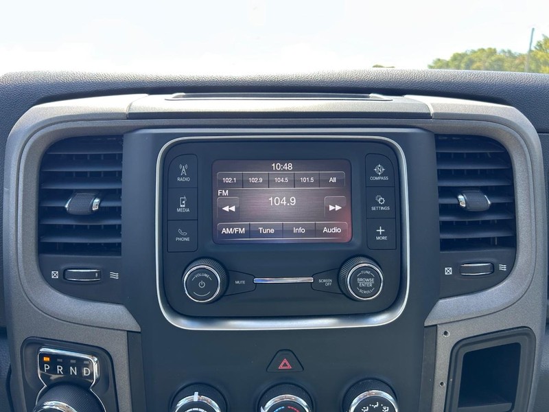 Ram 1500 Classic Vehicle Image 12