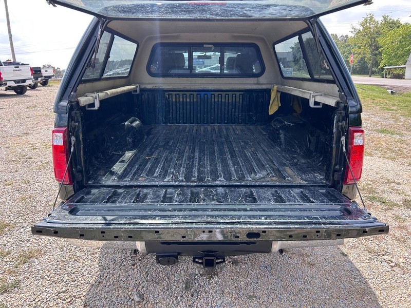 Ford Super Duty F-250 SRW Vehicle Image 05