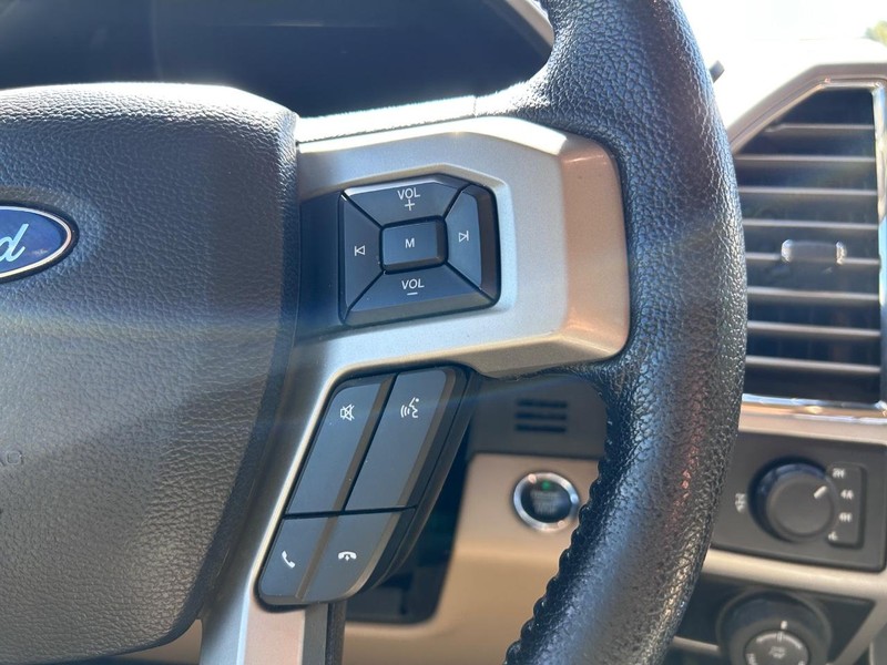 Ford F-150 Vehicle Image 11