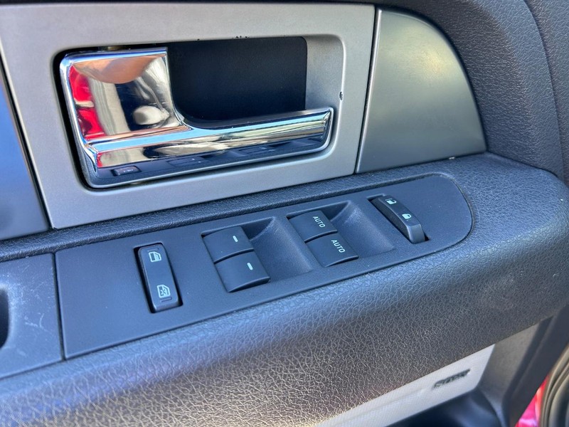 Ford F-150 Vehicle Image 17