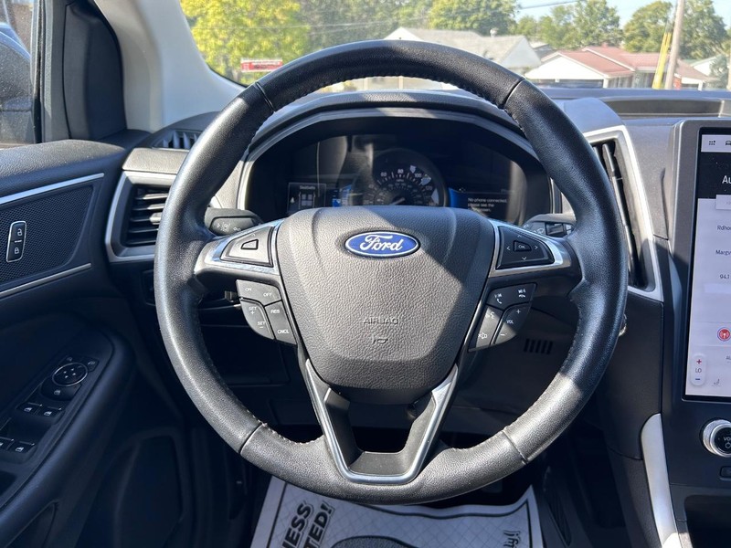 Ford Edge Vehicle Image 09