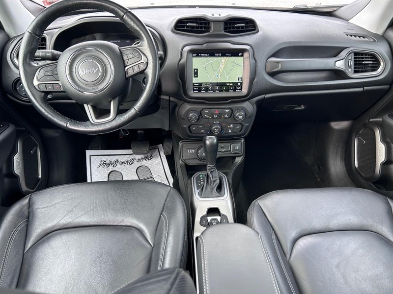 Jeep Renegade Vehicle Image 09