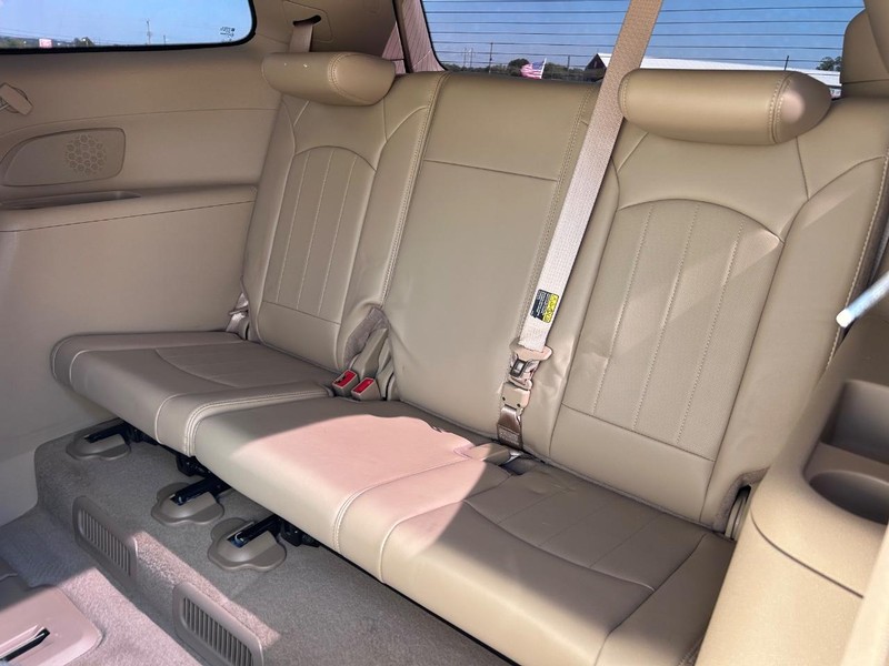 Buick Enclave Vehicle Image 08
