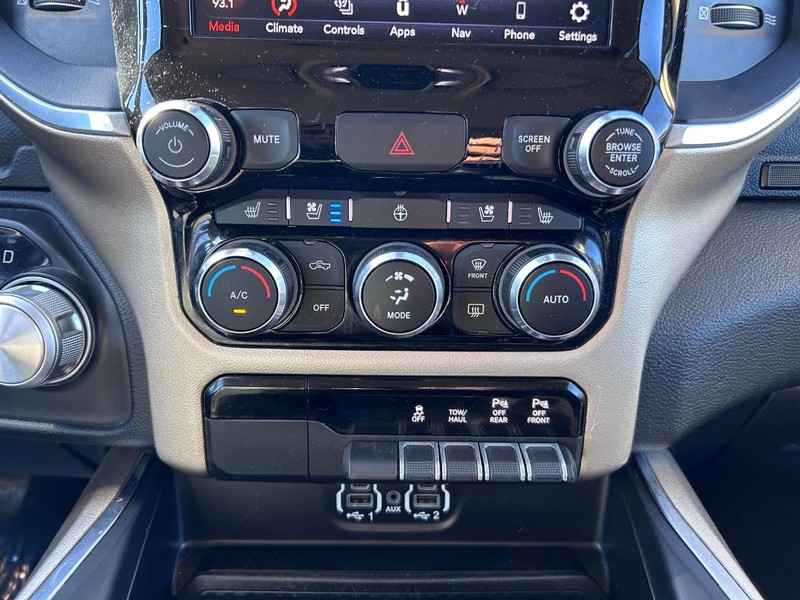 Ram 1500 Vehicle Image 13