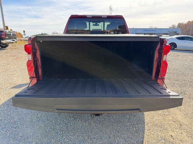 Chevrolet Silverado 1500 Vehicle Image 05