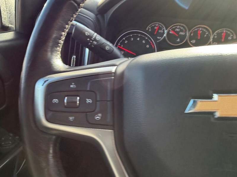 Chevrolet Silverado 1500 Vehicle Image 10