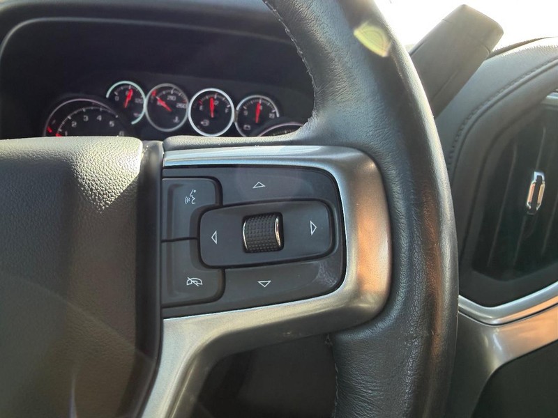 Chevrolet Silverado 1500 Vehicle Image 11