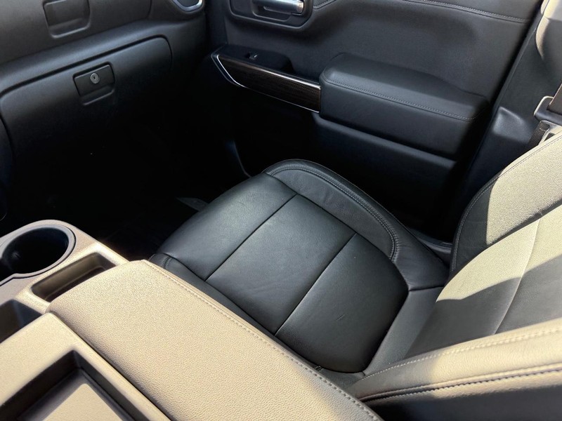 Chevrolet Silverado 1500 Vehicle Image 14