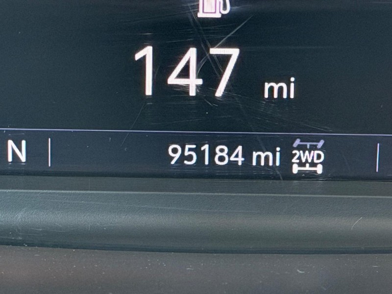 Chevrolet Silverado 1500 Vehicle Image 17