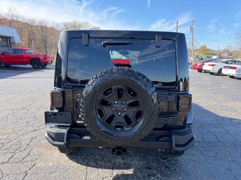 Jeep Wrangler Unlimited Vehicle Image 04