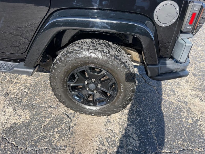 Jeep Wrangler Unlimited Vehicle Image 06