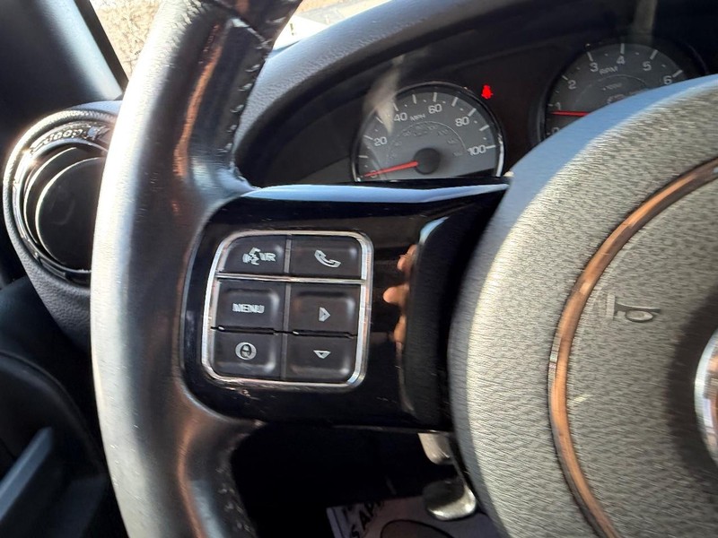 Jeep Wrangler Unlimited Vehicle Image 10