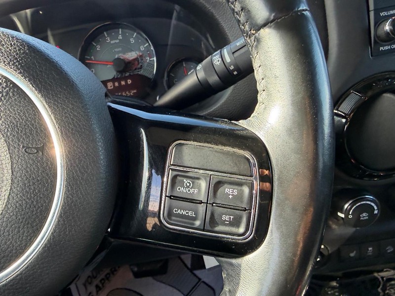 Jeep Wrangler Unlimited Vehicle Image 11