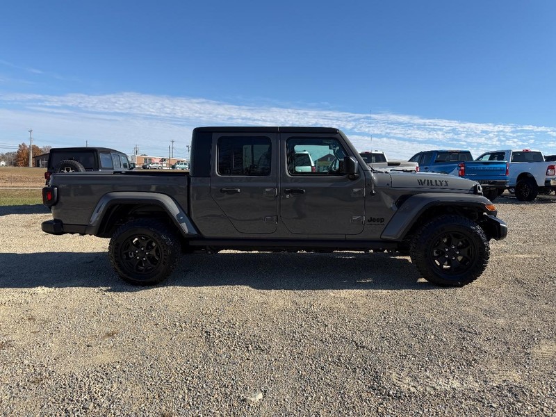 Jeep Gladiator Vehicle Image 02