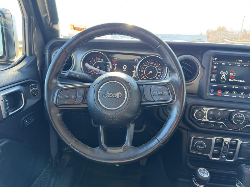 Jeep Gladiator Vehicle Image 09