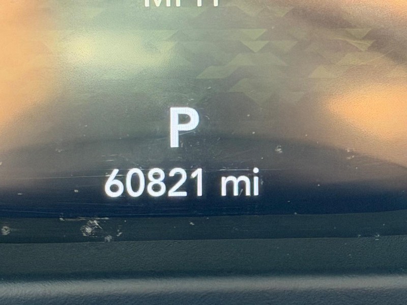 Jeep Gladiator Vehicle Image 18