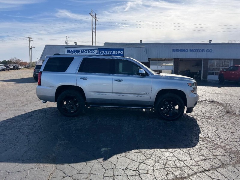 Chevrolet Tahoe Vehicle Image 02
